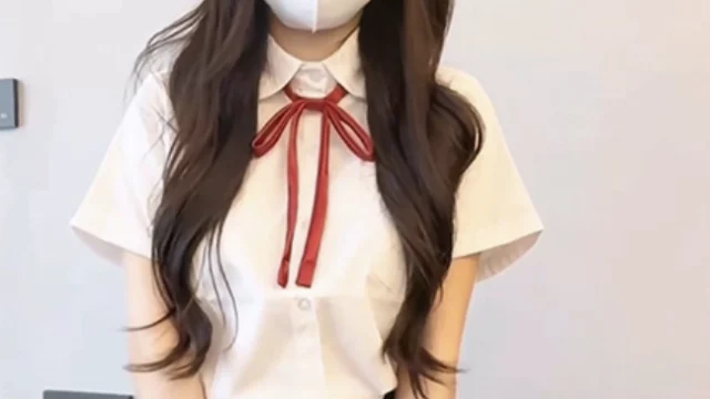 Học sinh ngực to bị thầy địt bù điểm